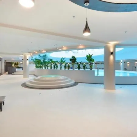 Apartament Hanza Tower Club Spa & Sauna & Jacuzzi & Pool